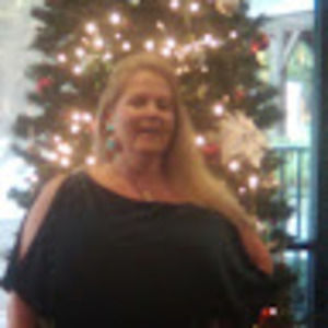 Meet your Posher, Suzanne